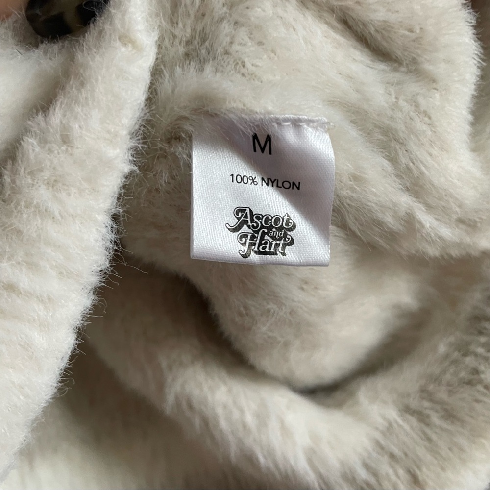 Ascot and Hart CANNES‎ Fuzzy Soft Ivory Cardigan Size M - Picture 6 of 6